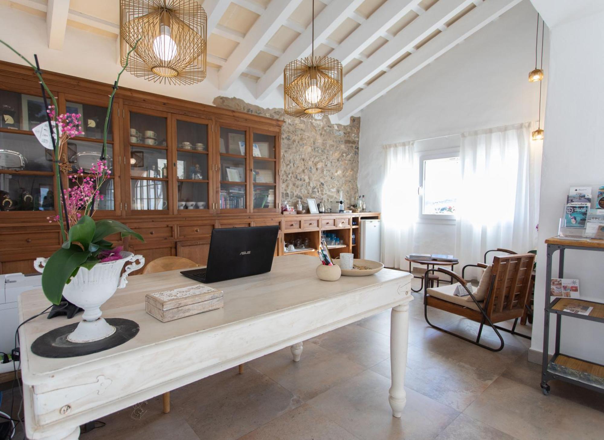 Agroturismo Son Vives Menorca - Adults Only Ферериес Екстериор снимка