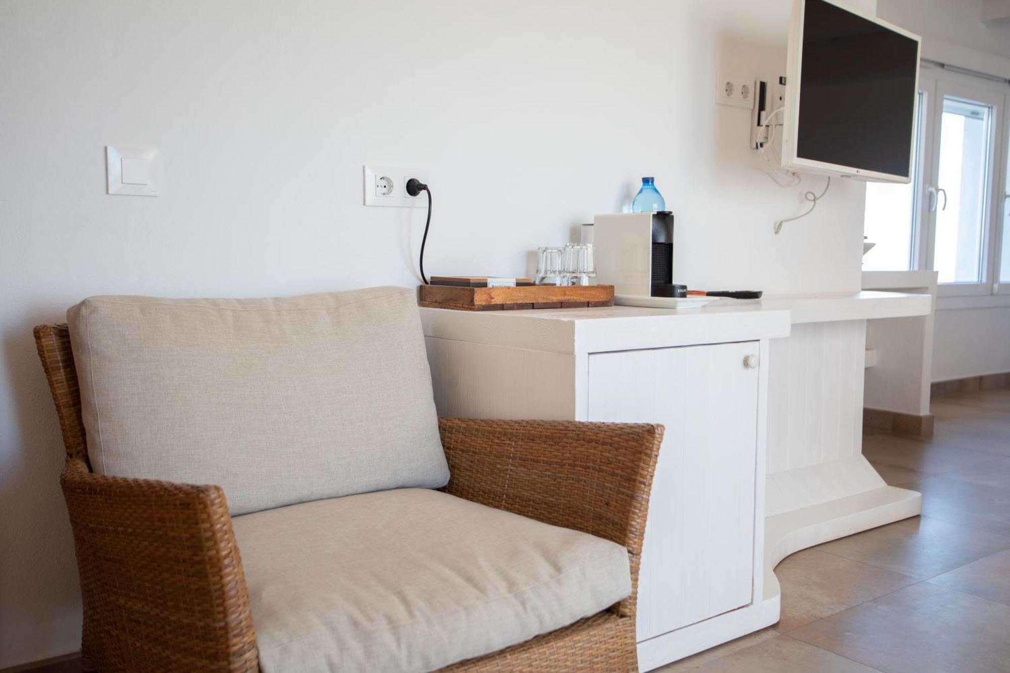 Agroturismo Son Vives Menorca - Adults Only Ферериес Стая снимка